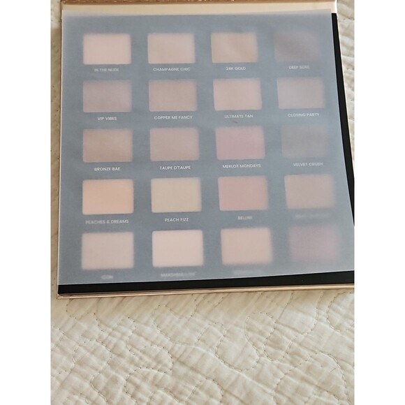 ICONIC London DAY TO SLAY Eyeshadow Palette Full Size Brand New In Box - Picture 5 of 6